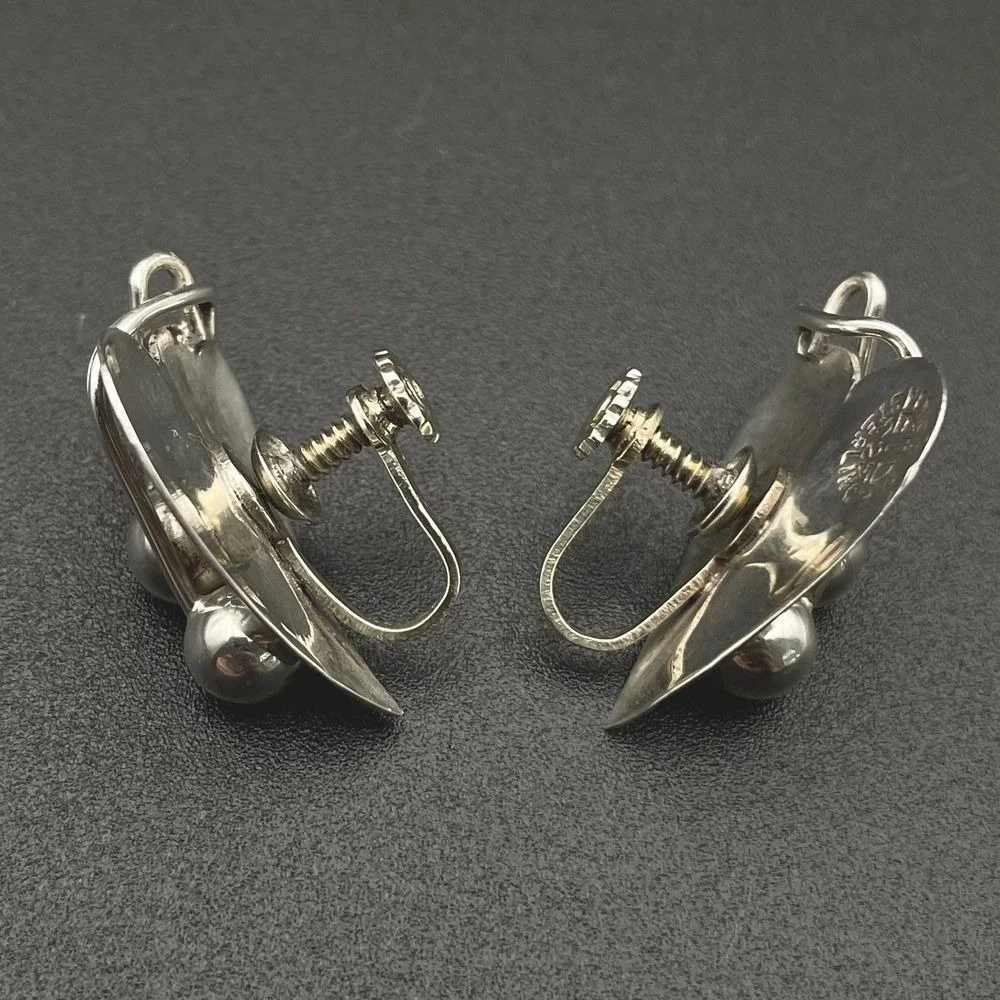 Vtg Sterling DF Mexico ETD Modern Leaf and Berry Earrings Signed‎ Screw Back